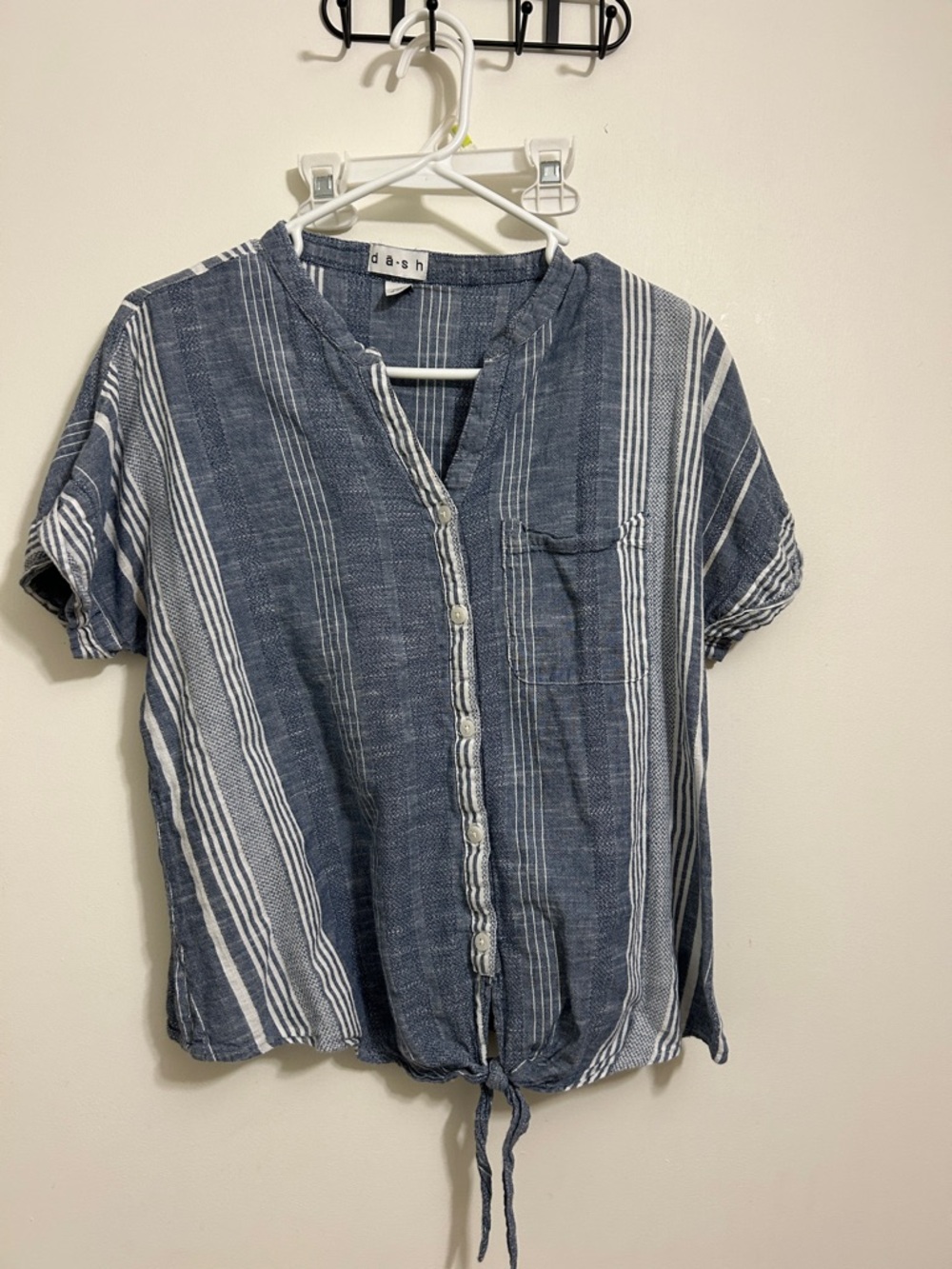 Ash Blue and White Striped Short-Sleeve Button-Down Shirt